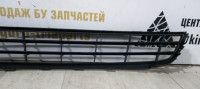 Решетка переднего бампера Volkswagen Jetta 6 дорест 2010-2014 oem 5C6853677