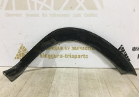 Молдинг крыла передний левый Renault Duster OEM 8201653100