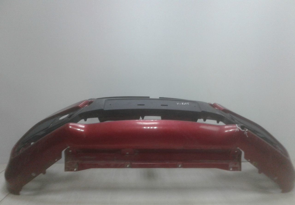 Бампер передний Lada X-Ray oem 620228136R (мал.дырка) (скл-3)