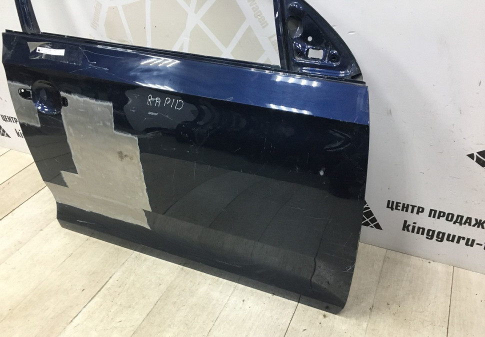 Дверь передняя правая Skoda Rapid OEM 5JA831052B Дверь передняя правая Skoda Rapid OEM 5JA831052B