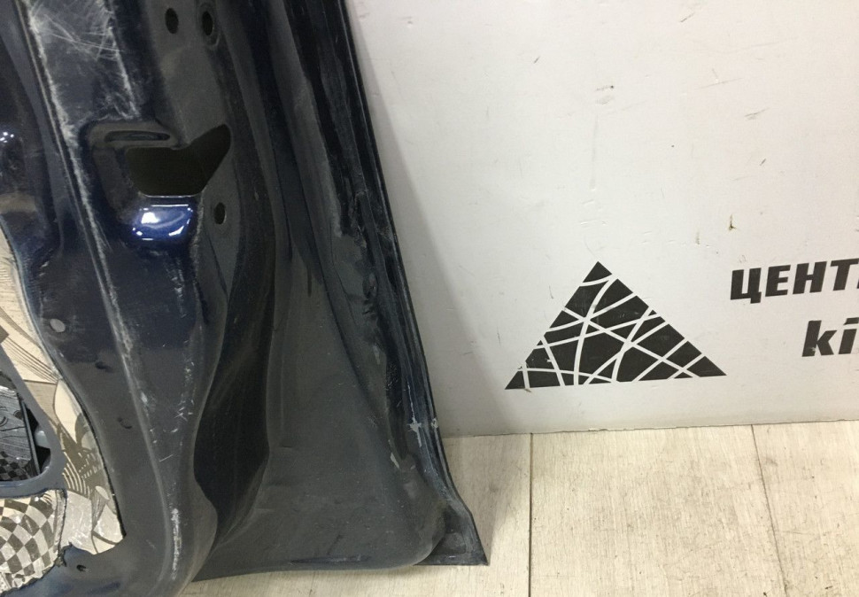 Дверь передняя правая Skoda Rapid OEM 5JA831052B Дверь передняя правая Skoda Rapid OEM 5JA831052B