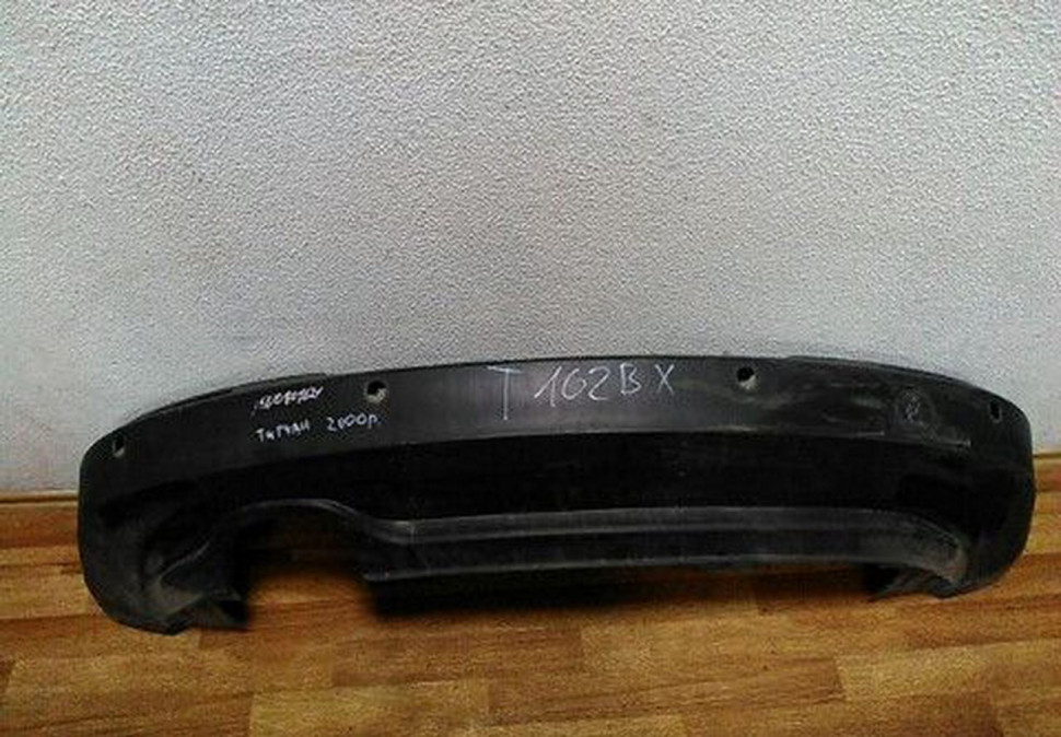 Юбка заднего бампера Volkswagen Tiguan oem 5nu807521 (Скл-3)