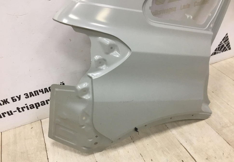 Крыло заднее правое Suzuki Vitara 2 OEM 6411154P01P31