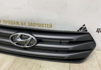 Решетка радиатора Hyundai Creta 2016 oem 86351M0000