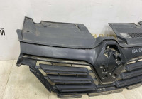 Решетка радиатора Renault Logan 2 рестайлинг OEM 623105887R