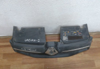 Решетка радиатора Renault Logan 2 oem 623107605r (скл-3)