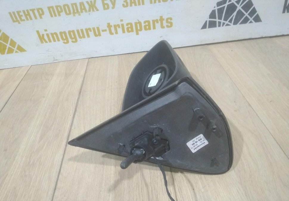Корпус зеркалы правый механическое с обогревом бу Renault Logan 2 OEM 963019406R