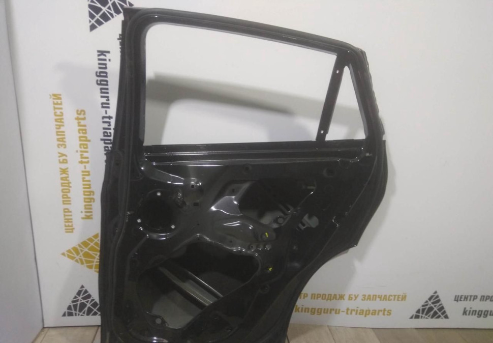 Дверь задняя правая бу BMW X6 F16 OEM 41517386744