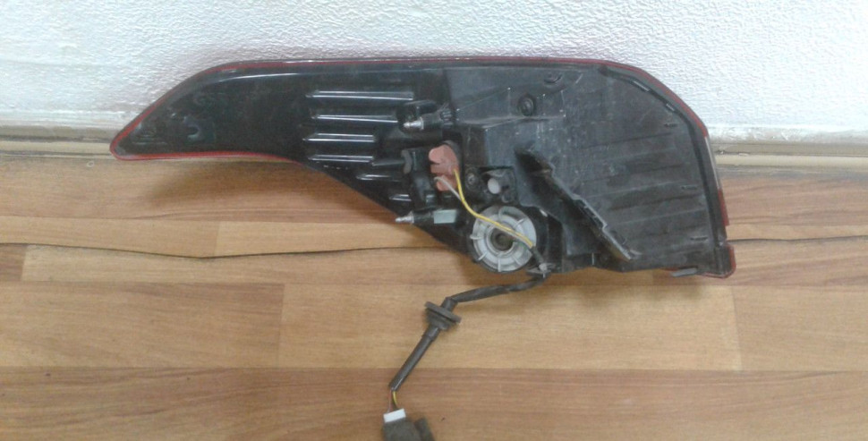 Фонарь правый Hyundai Creta oem 92402m0100