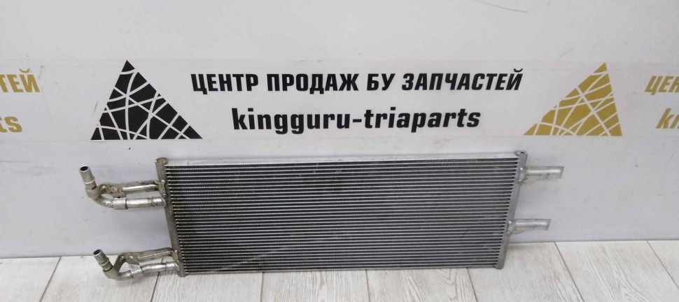 Радиатор охлаждения масла КПП BMW X2 F39 M235iX OEM 17118645851