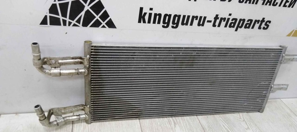 Радиатор охлаждения масла КПП BMW X2 F39 M235iX OEM 17118645851 Радиатор охлаждения масла КПП BMW X2 F39 M235iX OEM 17118645851