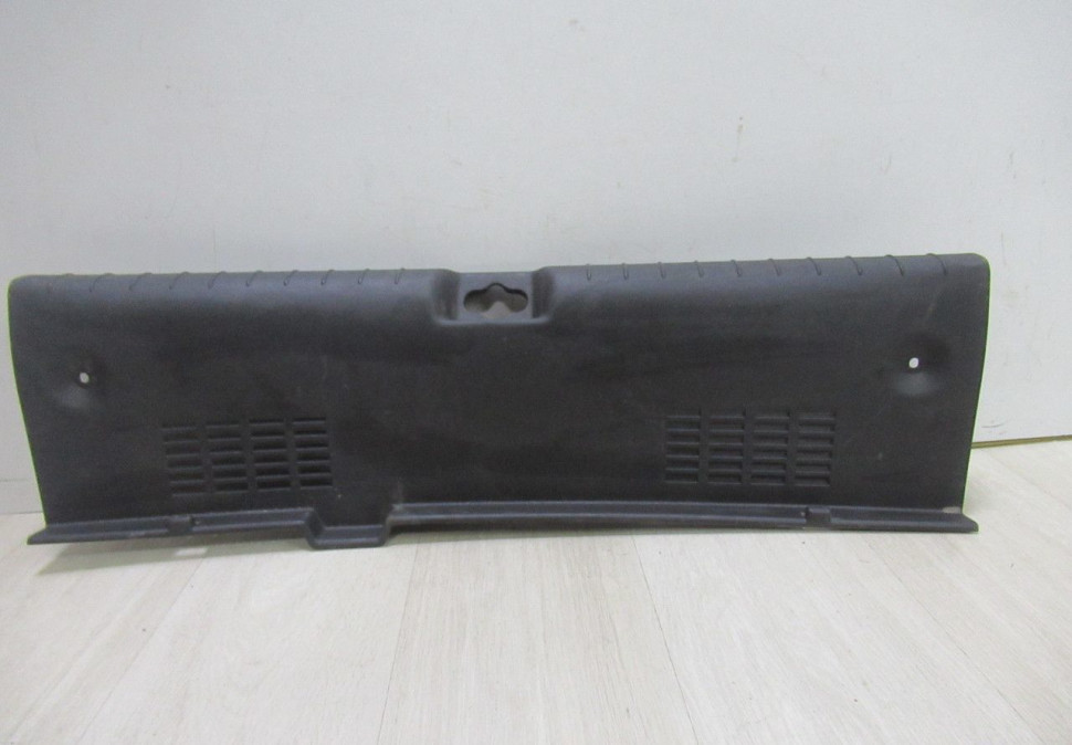 Обивка задней панели Hyundai Solaris 2  oem 85770H5000 (скл-3)