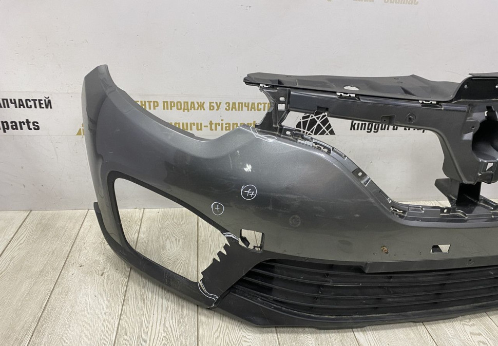 Бампер передний Renault Kaptur OEM 620222180R