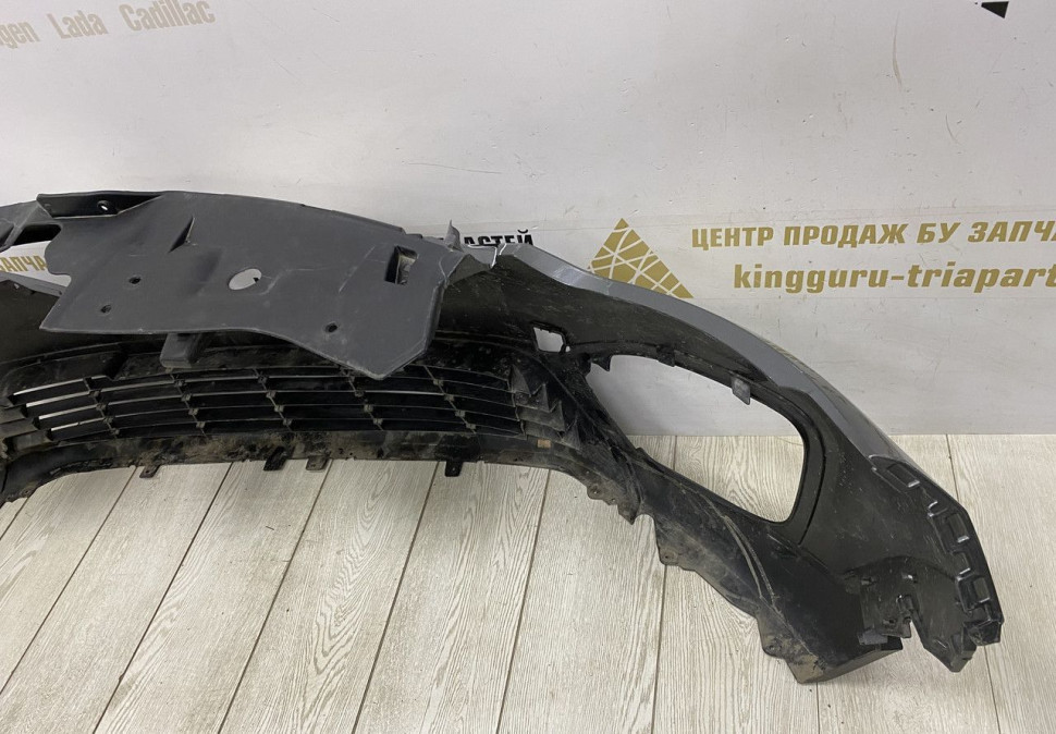 Бампер передний Renault Kaptur OEM 620222180R