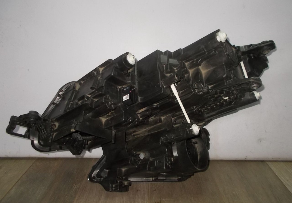 Фара ЛЭД LED правая бу Skoda Kodiaq OEM 566941016E Фара ЛЭД LED правая бу Skoda Kodiaq OEM 566941016E