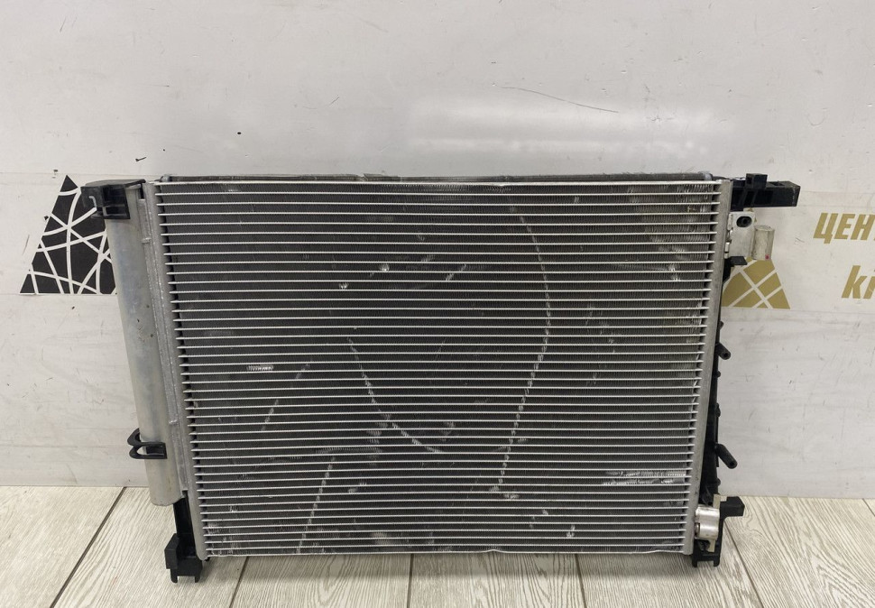 Радиатор охлаждения и кондиционера Renault Logan 2 OEM 214105731R 921006843R