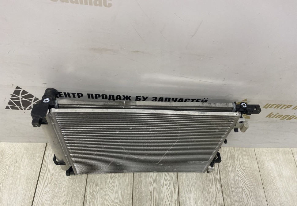 Радиатор охлаждения и кондиционера Renault Logan 2 OEM 214105731R 921006843R Радиатор охлаждения и кондиционера Renault Logan 2 OEM 214105731R 921006843R