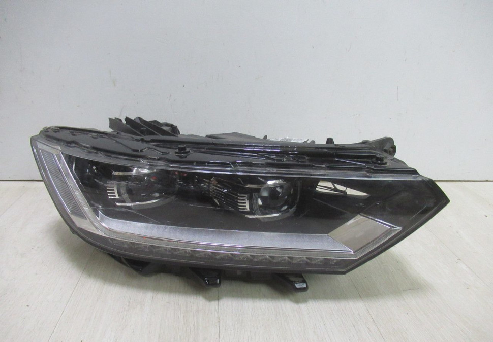 Фара правая Volkswagen Passat B8 oem 3g1941082g