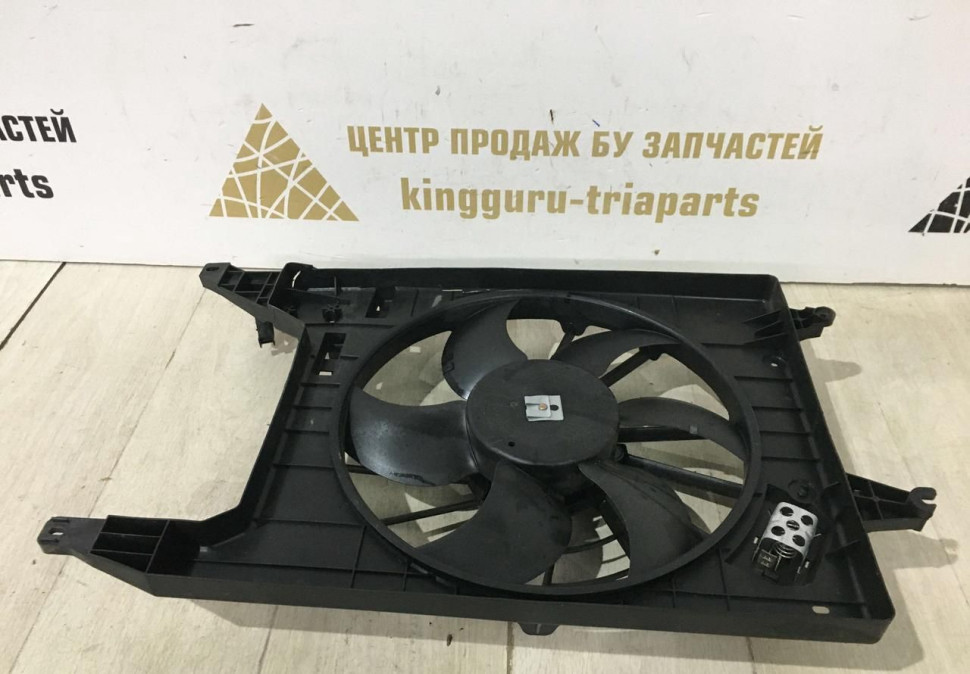 Вентилятор радиатора Renault Logan 1 OEM 214815057R Вентилятор радиатора Renault Logan 1 OEM 214815057R