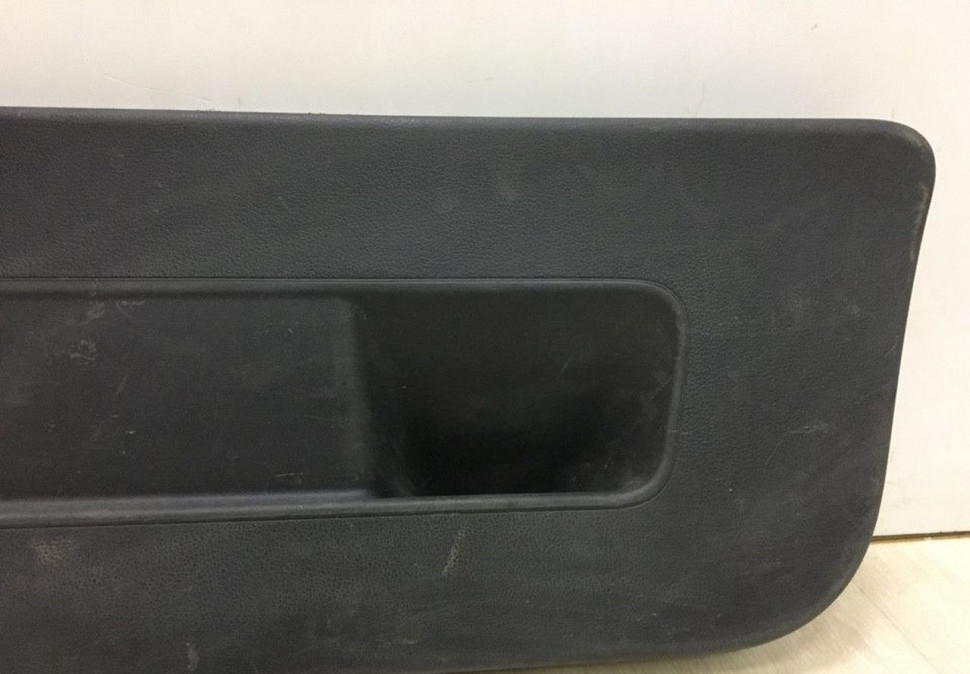 Обивка крышки багажника Volkswagen Polo седан oem 6ru867605  (мал.трещина)