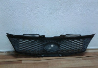 Решетка радиатора Kia cerato 2 купе (09>) oem 863501M310 (притертость) (скл-3)