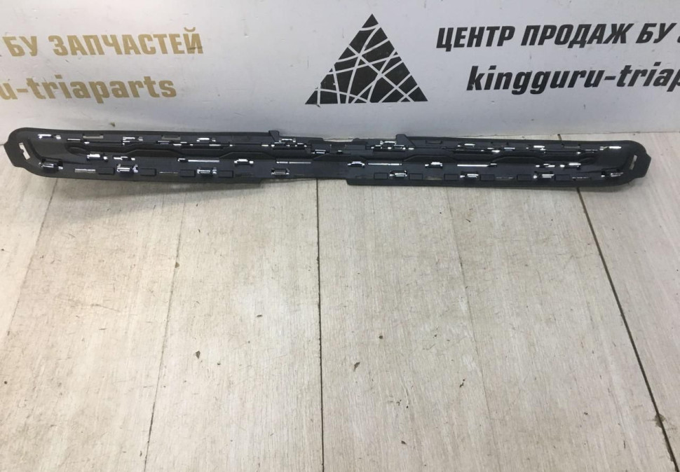 Решетка радиатора Chevrolet Cobalt 2011 OEM 52027905