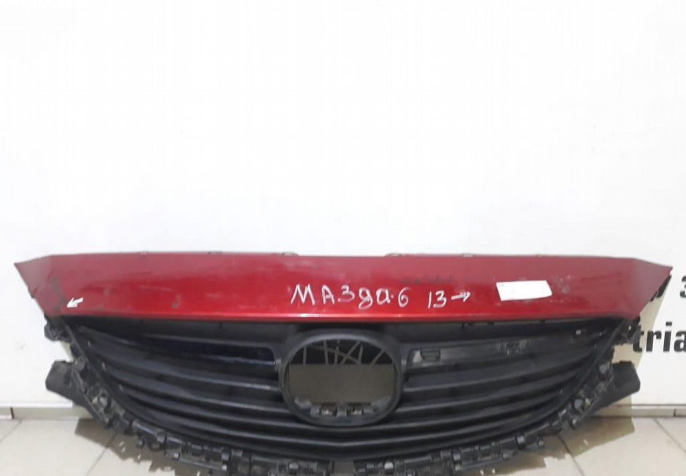 Решётка радиатора Mazda 6 oem  GHP950712 (скл-3)