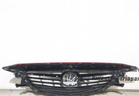 Решётка радиатора Mazda 6 oem  GHP950712 (скл-3)