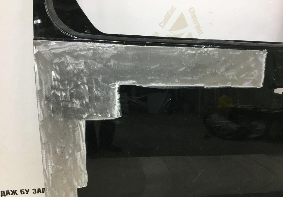 Дверь сдвижная правая Citroen Jumpy OEM 9811897880 Дверь сдвижная правая Citroen Jumpy OEM 9811897880