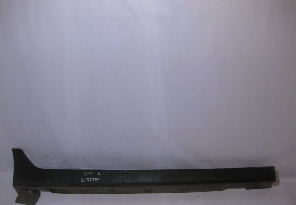 Порог правый Hyundai IX35 oem 877522s000 (скл-3)