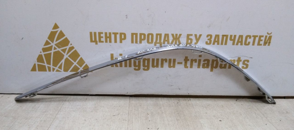 Молдинг заднего бампера правый Volkswagen Passat B7 11-15 oem 3AE807460