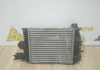 Радиатор интеркулера бу Renault Duster OEM 144967634R