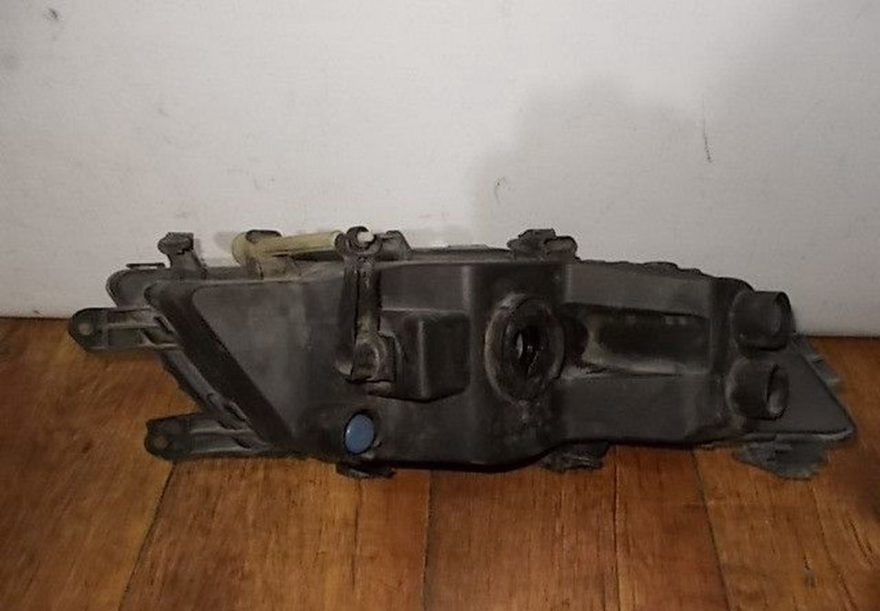 Фара противотуманная правая бу Skoda Superb 2 рестайлинг OEM 3T0941700C