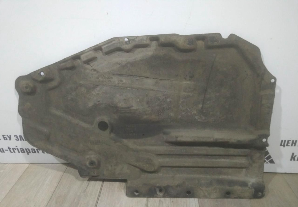 Защита днище правая задняя бу BMW X5 F15 OEM 51757325392 Защита днище правая задняя бу BMW X5 F15 OEM 51757325392