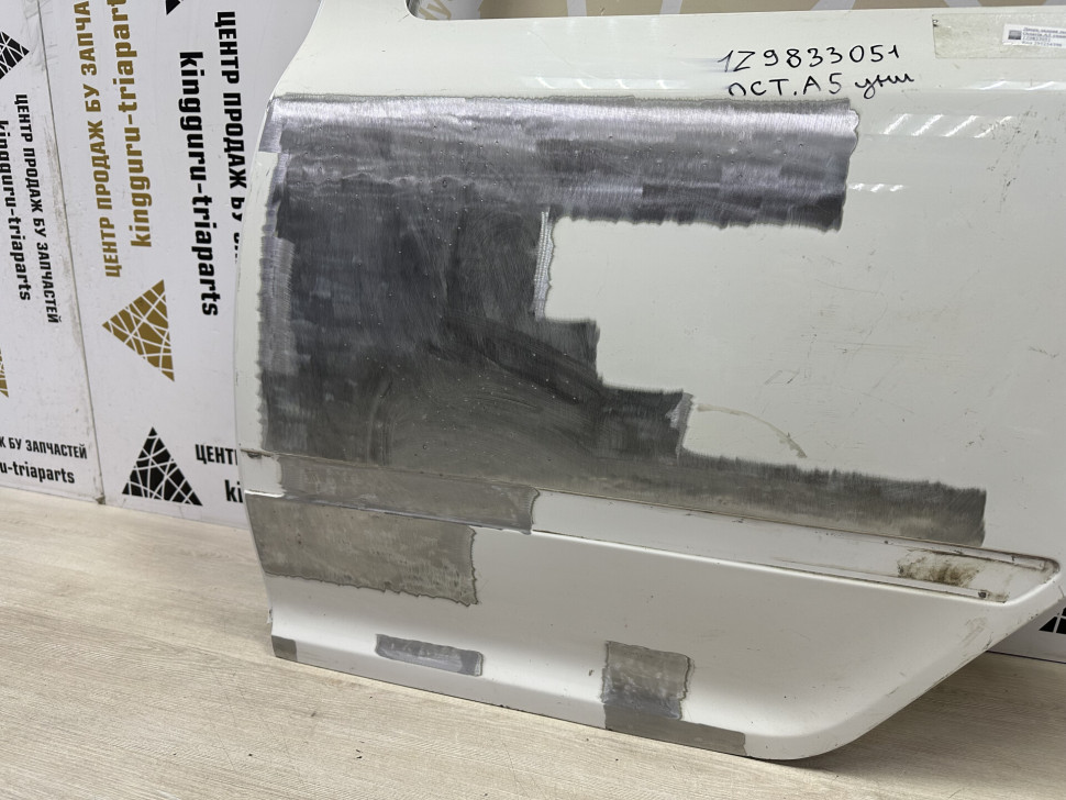 Дверь задняя левая бу Skoda Octavia A5 универсал OEM 1Z9833051 Дверь задняя левая бу Skoda Octavia A5 универсал OEM 1Z9833051