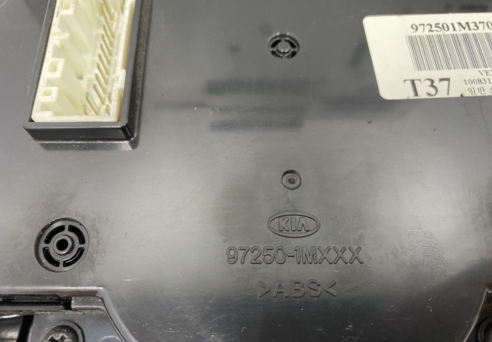 Блок управления кондиционера Kia Cerato 2009-2013 oem 972501M370 Блок управления кондиционера Kia Cerato 2009-2013 oem 972501M370