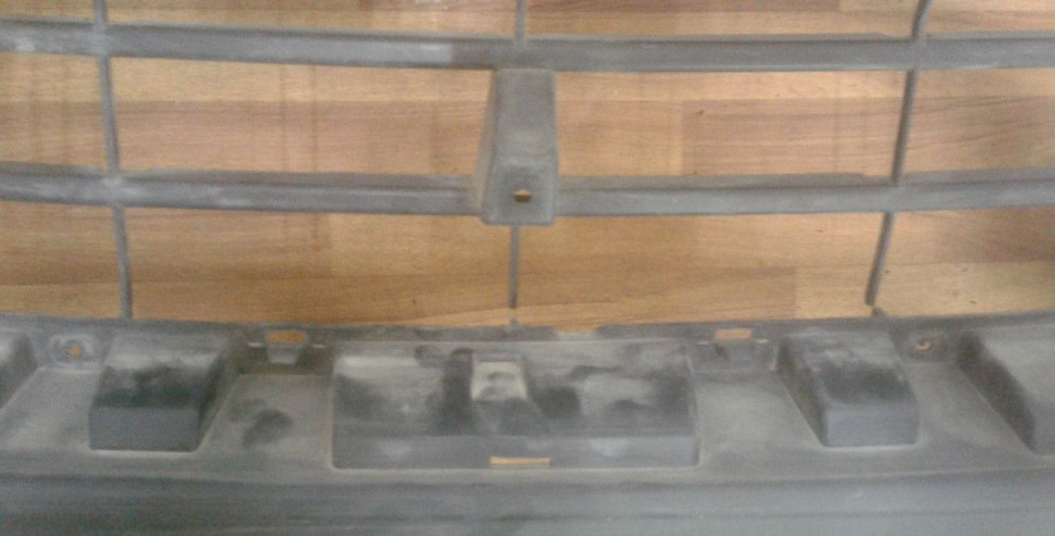 Бампер передний Lada Vesta Cross oem 8450031004 (мал.трещины) (скл-3) Бампер передний Lada Vesta Cross oem 8450031004 (мал.трещины) (скл-3)