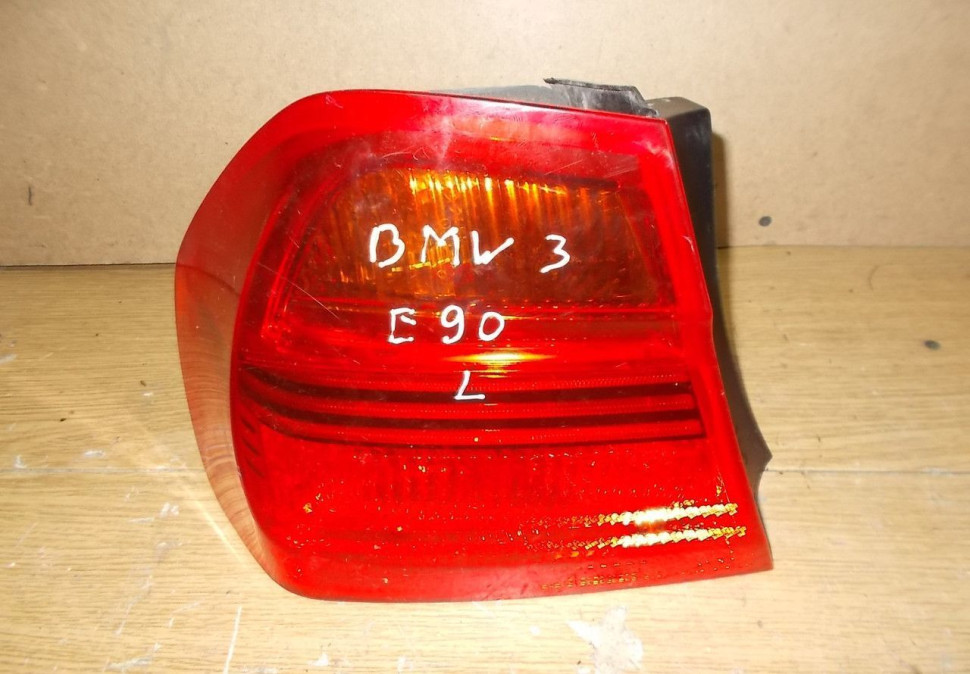 Фонарь внешний левый BMW 3 E90 до рест