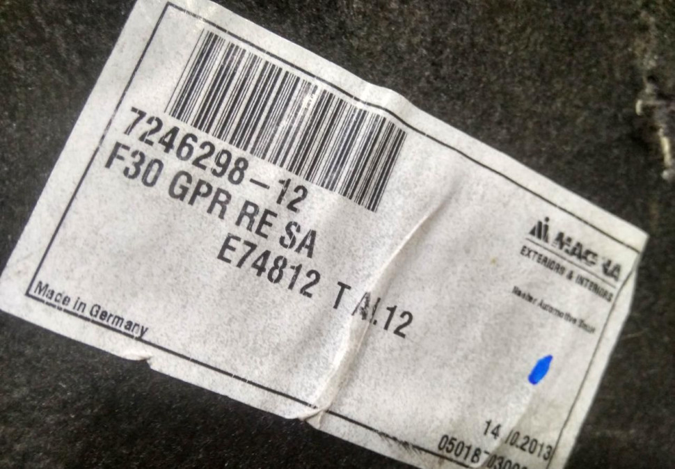 Обивка багажника правая бу BMW 3 F30 OEM 7246298 Обивка багажника правая бу BMW 3 F30 OEM 7246298
