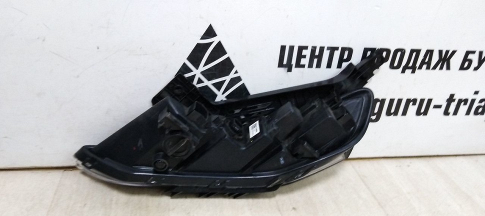 Ходовой огонь Габарит правый LED Hyndai Santa Fe 4 oem 92208s1000 Ходовой огонь Габарит правый LED Hyndai Santa Fe 4 oem 92208s1000