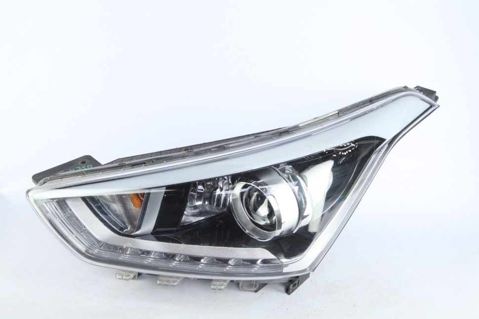 Фара левая галоген Hyundai Creta 1 2016 OEM 92101M0100