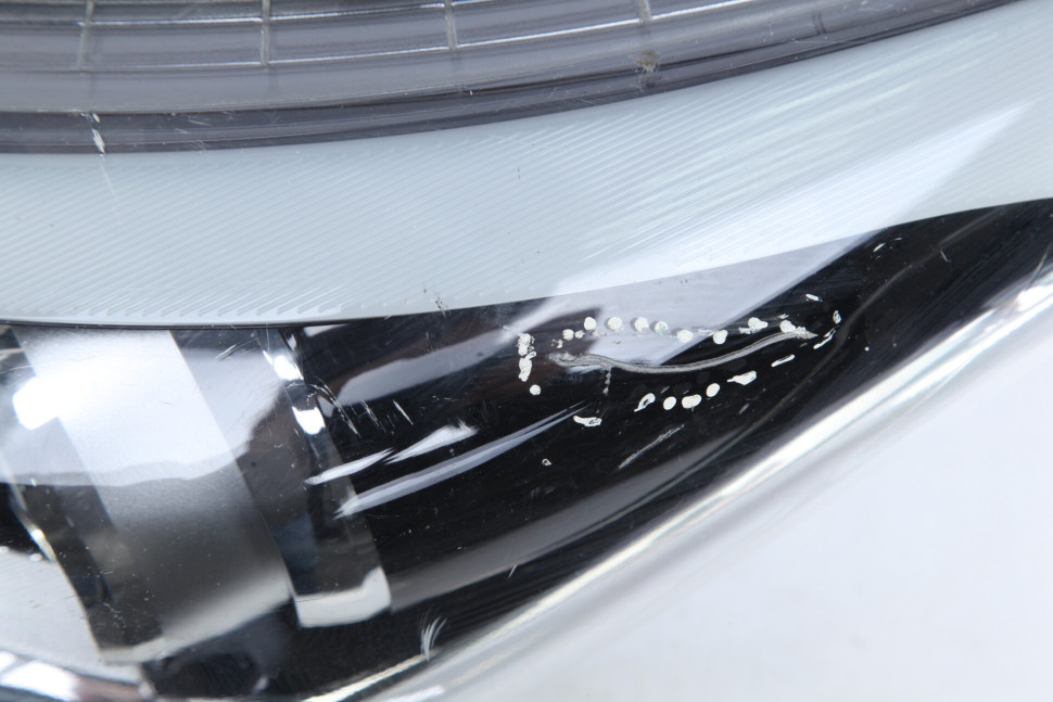 Фара левая галоген Hyundai Creta 1 2016 OEM 92101M0100