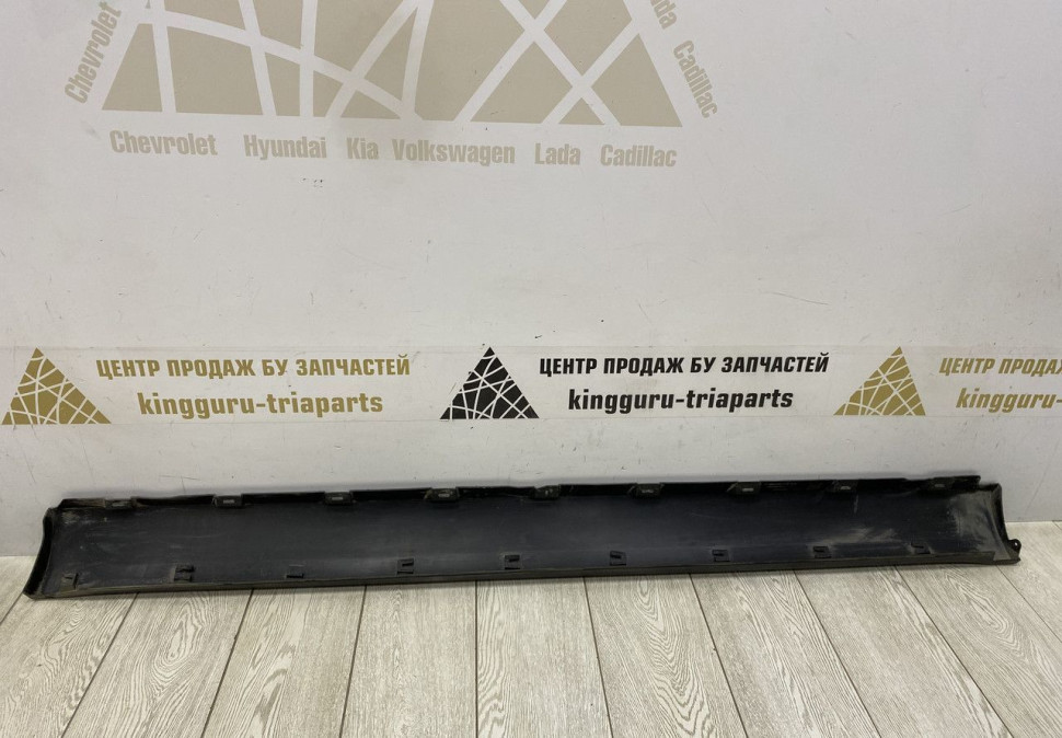 Порог правый Skoda Yeti OEM 5L0853856C