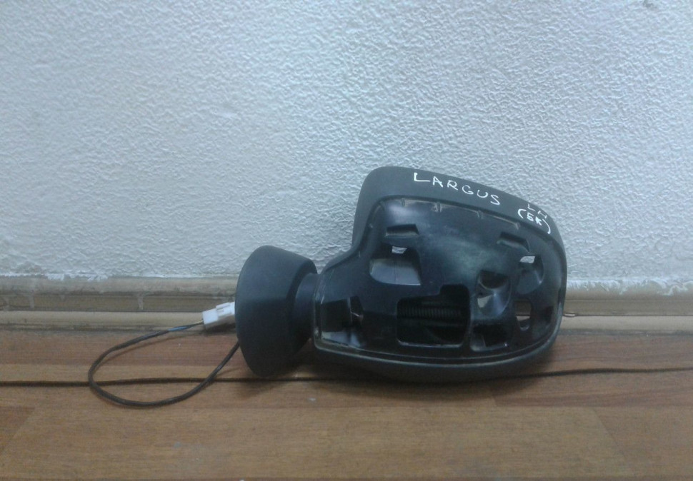 Зеркало левое Lada Largus (5 к) oem 8200965091 (скл-3)