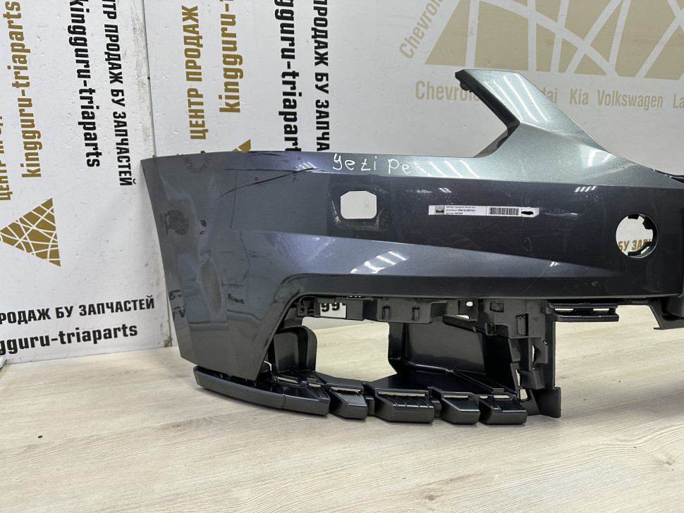 Бампер передний Skoda Yeti рестайлинг OEM 5LU807221 Бампер передний Skoda Yeti рестайлинг OEM 5LU807221