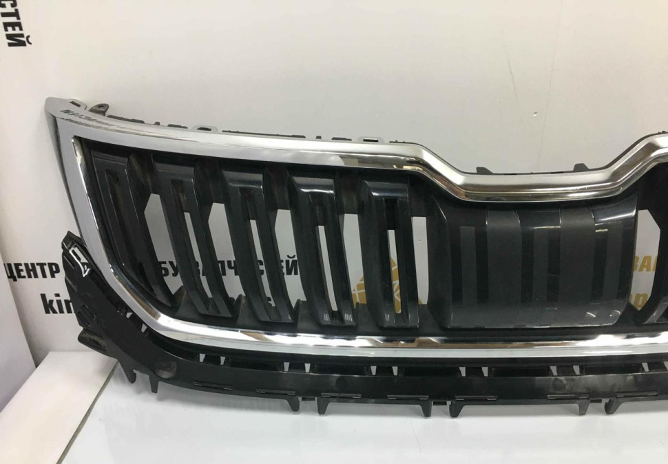 Решетка радиатора Skoda Kodiaq OEM 565853653A Решетка радиатора Skoda Kodiaq OEM 565853653A