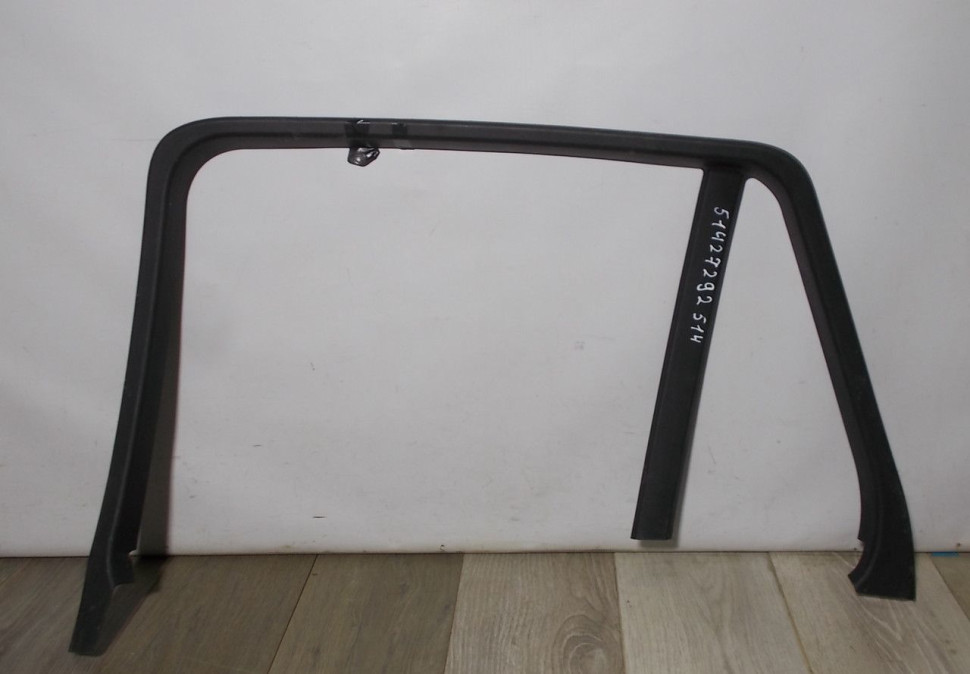 Уплотнитель стекла двери задний правый бу BMW X5 F15 OEM 51427292514