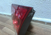 Фонарь правый внутренний Chevrolet Cruze седан (мал. скол крепл.)