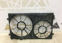 Диффузор вентилятора охлаждения Volkswagen Caddy 3 10-15 oem 1K0121207BB