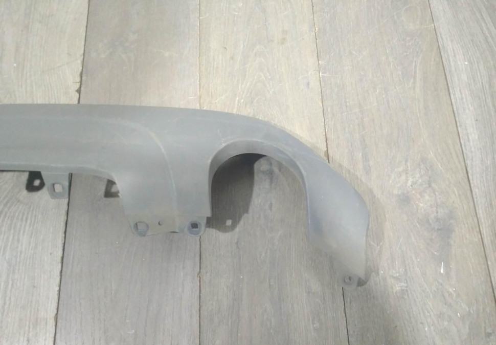 Накладка заднего бампера бу BMW X1 F48 OEM 51127332324